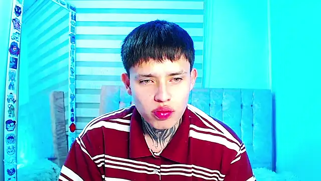 Živý XXX chat _justinmoon2