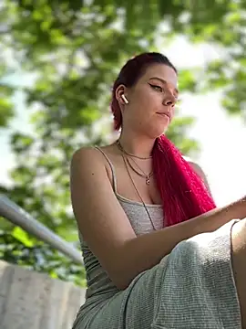 RiriRoseey Live XXX-Chat