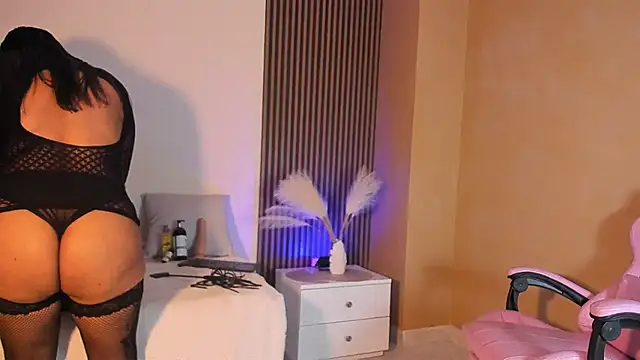 LizzCherrie's Live XXX Chat