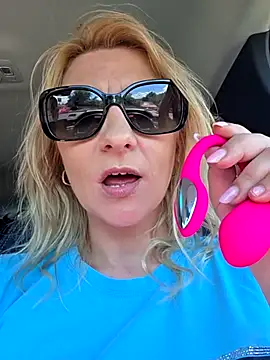 KaylinJan live XXX chat