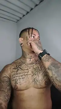 دردشة David_tatto1 الجنسية المباشرة