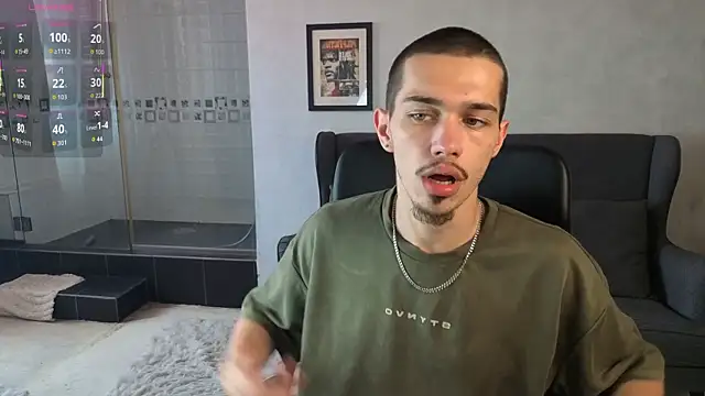 Chat +18 de KaydenDrew ao vivo