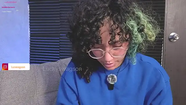 LuckySwagson's Live XXX Chat