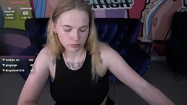 Онлайн чат XXX NikkyReyyy