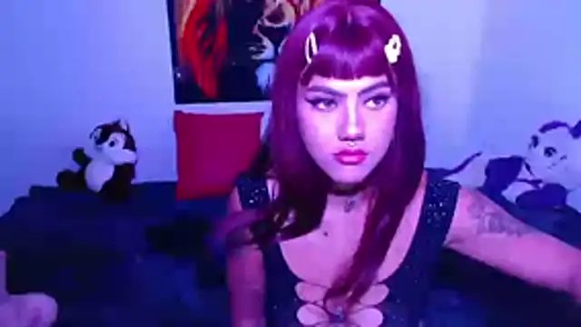 Divinejewel69's Live XXX Chat