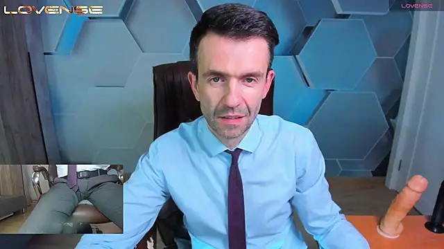 SteveTiger élő XXX-chatje