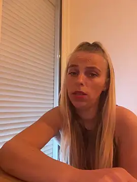 BrumeLove Live XXX-Chat