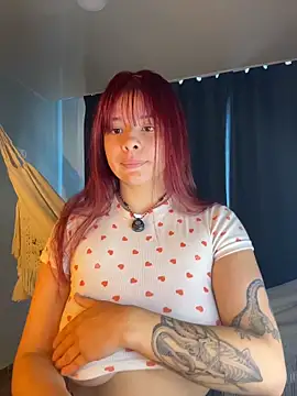 دردشة Canneela الجنسية المباشرة