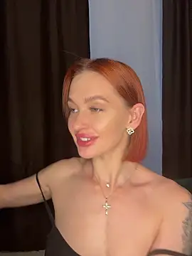 Chatroom XXX en direct de LittleFox___