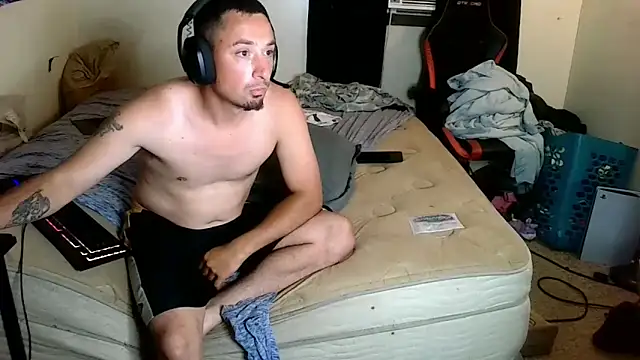 YoBleez XXX чат на живо