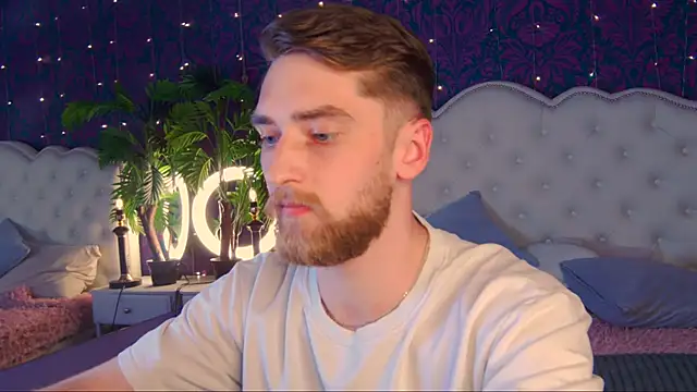 Dexter_Raze – webcam-show
