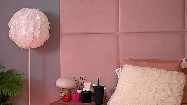 AlmaLuv Live XXX-Chat