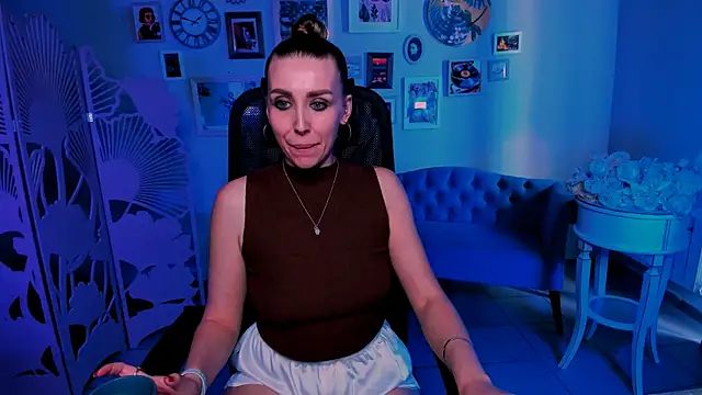 MonicaRiley – Live XXX-chat