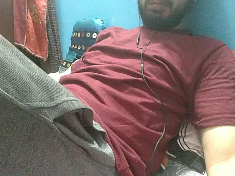 عرض كام Precumboner