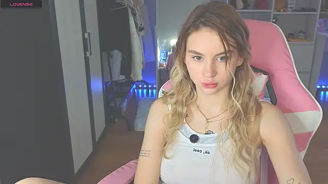 Živý XXX chat doll_barbieee
