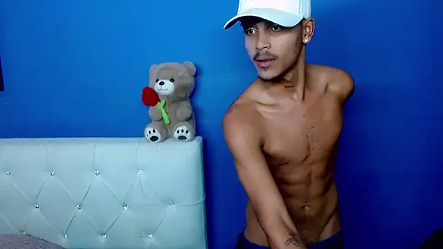 Angel_foxc13 Chat XXX live