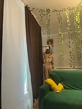 Czat XXX na żywo – LittleFox___