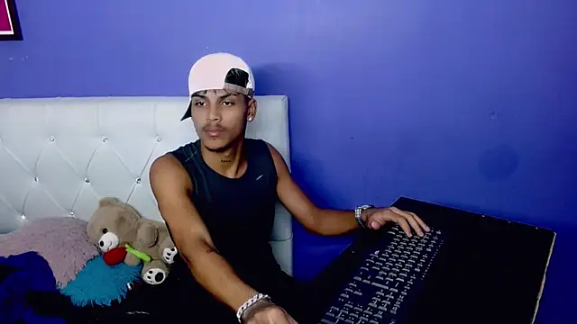 Angel_foxc13 Live XXX-chat