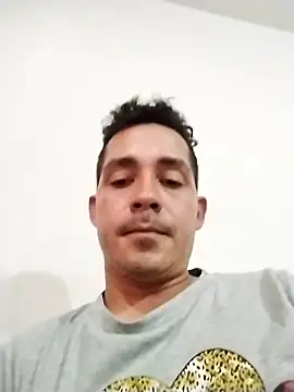 XXX chat uživo modela Gabriel_leon33