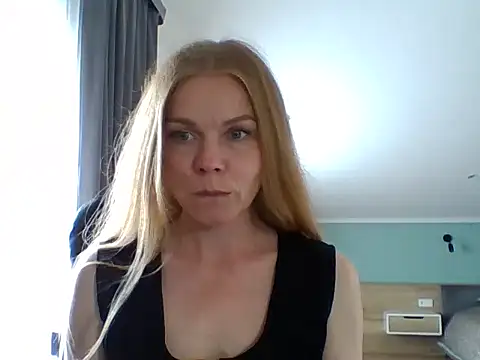 Tina5394 live XXX chat