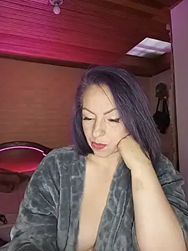 Chatroom XXX en direct de Leidy_Brenda
