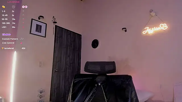 Chat XXX en directo de Jess_Collen