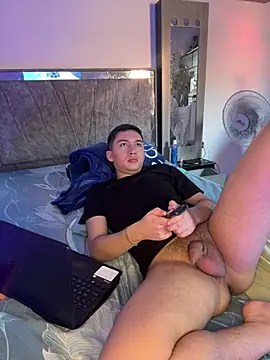 Онлайн чат XXX nico_2036