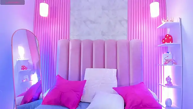 צ'אט XXX בשידור חי של ArianaRougee