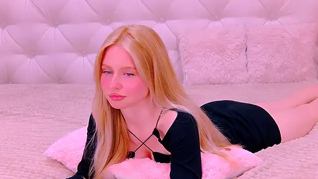 RheaSky Live XXX-chat