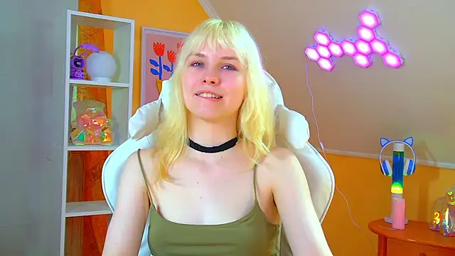Chat XXX en directo de HannahHollis