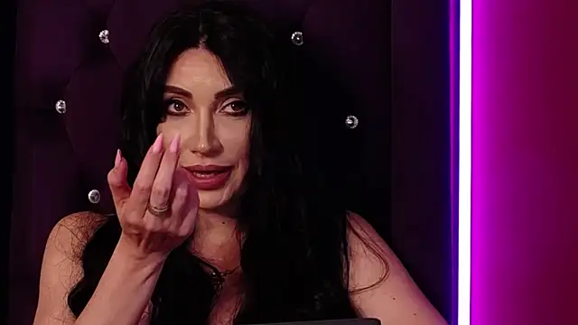 StephanyMillanのライブXXXチャット