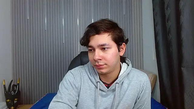Chat +18 de Julian_Smith21 ao vivo