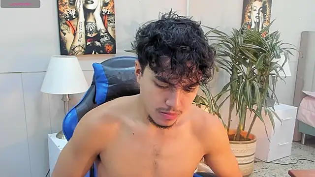 kai_storn's Live XXX Chat