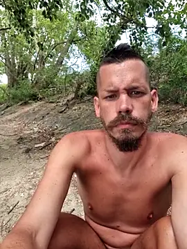 Czat XXX na żywo – viraglaci18@xh