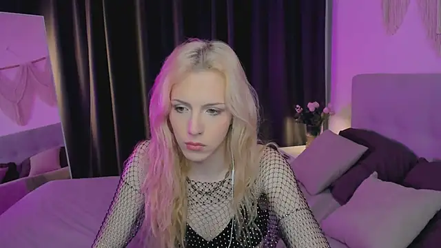 Tiffany__King Adlı Modelin Canlı XXX Sohbeti