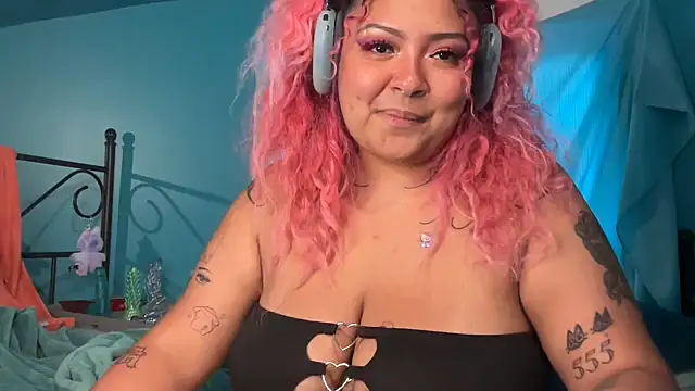 Chat XXX en directo de chilepinaaa