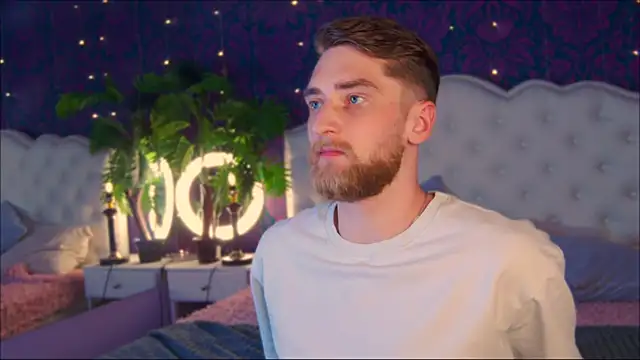 Dexter_Raze Live XXX-chat