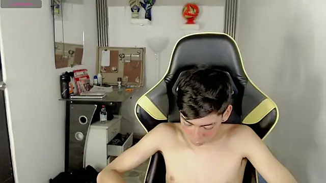 Liarr_ – Naživo XXX chat