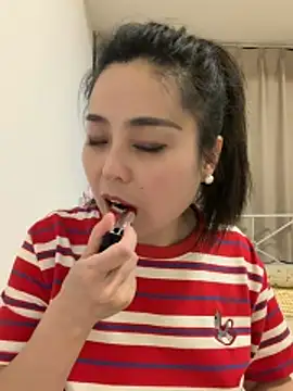 orangeoneday Adlı Modelin Canlı XXX Sohbeti