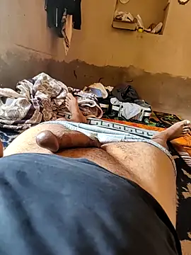 Sahraoui195 Show in webcam