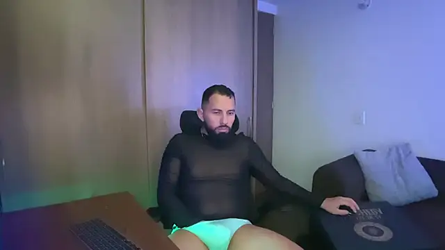Rob_fab Chat XXX live