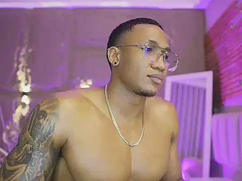 LoganVarela Live XXX Chat