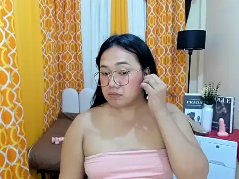 Онлайн чат XXX BigCockLexie