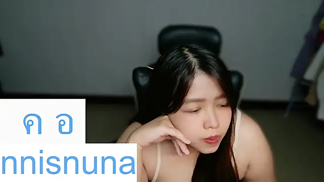 nunanunanuna's Live XXX Chat