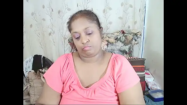 Indiantasha লাইভ XXX চ্যাট