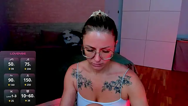 LadyIzabel's Live XXX Chat
