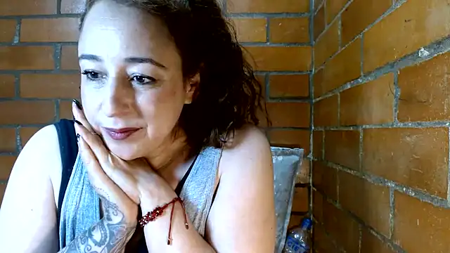 jenniferS_ Live XXX-Chat