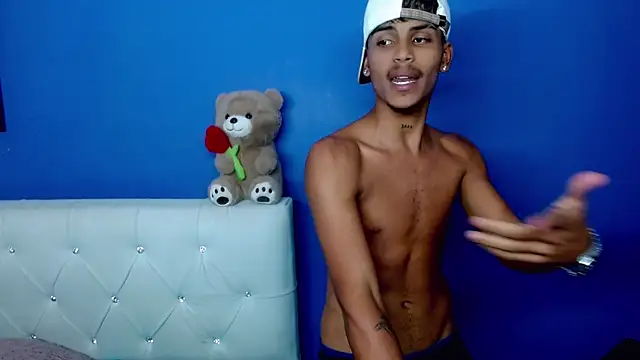 Angel_foxc13 ওয়েবক্যাম শো