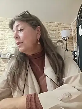 XXX chat uživo modela emma_tour