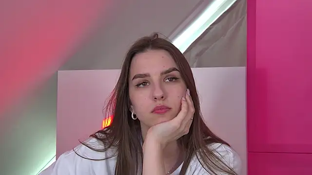 AliceAtkins Adlı Modelin Canlı XXX Sohbeti